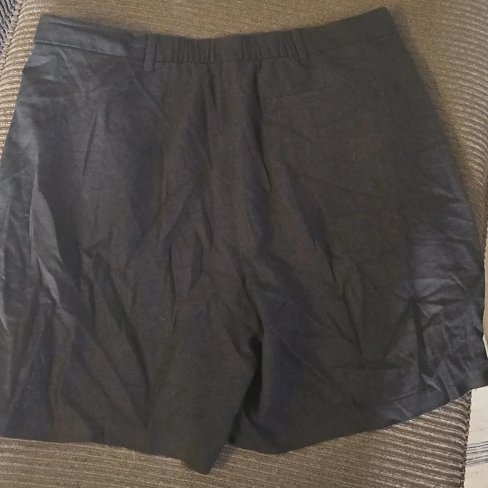 Old Navy Black Bermuda Shorts Casual Style Xl - Picture 4 of 4